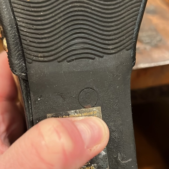 GUC! G.C Sandals. Black. SZ 9 - Picture 12 of 13